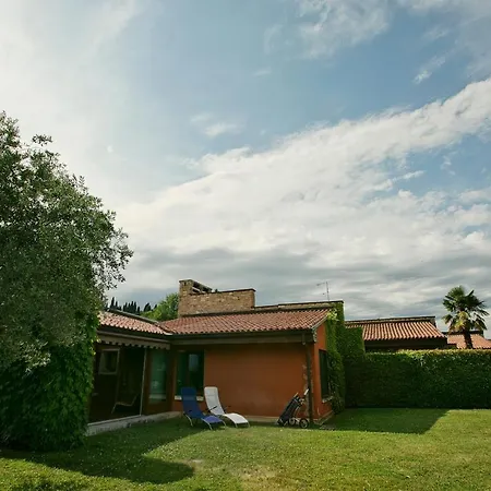 Villa Soiano Sleeps 5 Pool Air Con