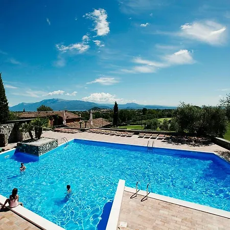 Villa Soiano Sleeps 5 Pool Air Con *
